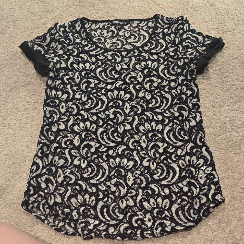 Express Graphic Black and White Blouse